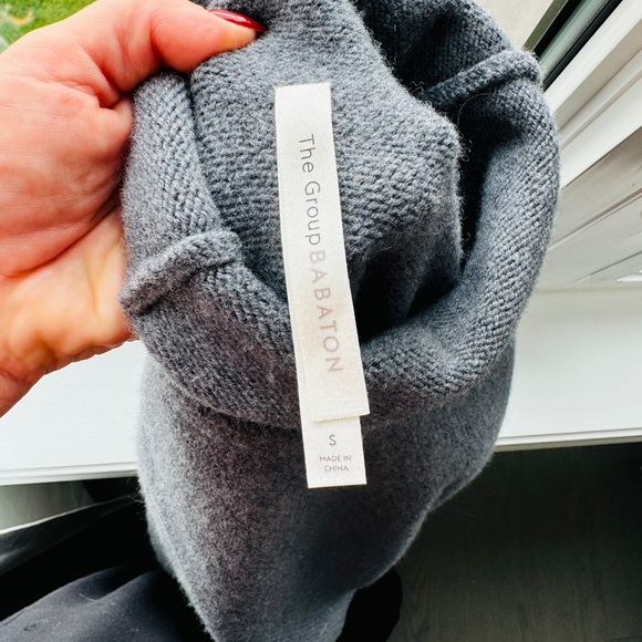 Artizia Babaton 100% Merino wool mock neck sweater- size small - Picture 5 of 6